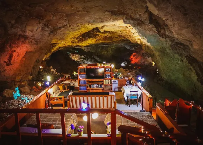 Grand Canyon Caverns Gasthof 2*