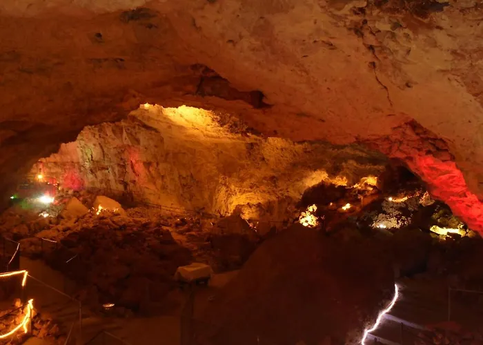 Grand Canyon Caverns Gasthof 2*