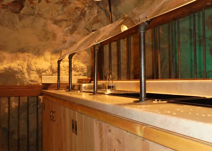 Grand Canyon Caverns Gasthof 2*